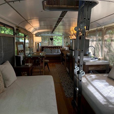 Magic Roof Top Bus With Big Bath In The Tree Forest! Mimizan Exterior photo