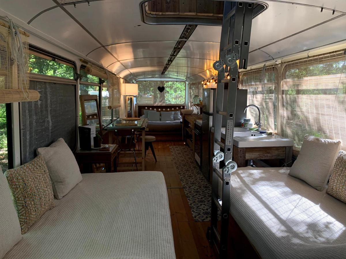 Magic Roof Top Bus With Big Bath In The Tree Forest! Mimizan Exterior photo