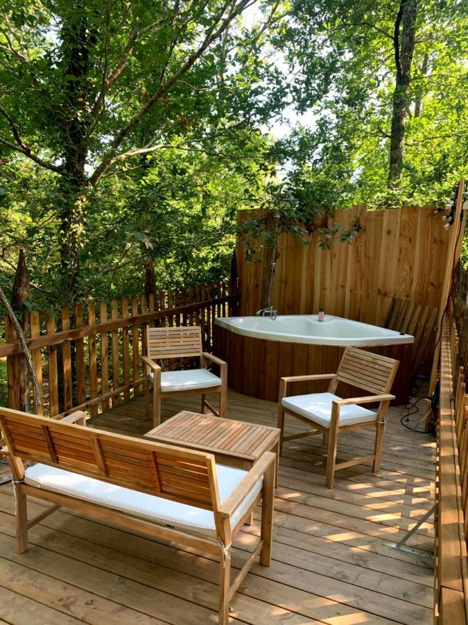 Magic Roof Top Bus With Big Bath In The Tree Forest! Mimizan Exterior photo