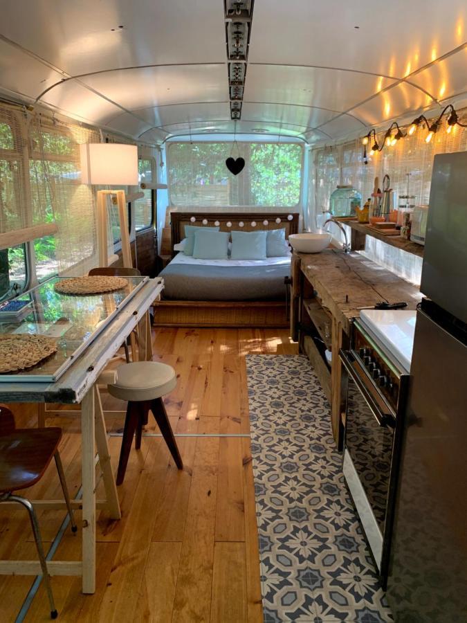 Magic Roof Top Bus With Big Bath In The Tree Forest! Mimizan Exterior photo